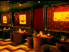 MAIN ROOM